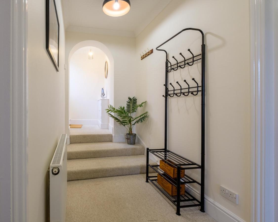 Luxury Living, Stylish Modern Apartment In The Heart Of Ryde Ryde  Exterior photo