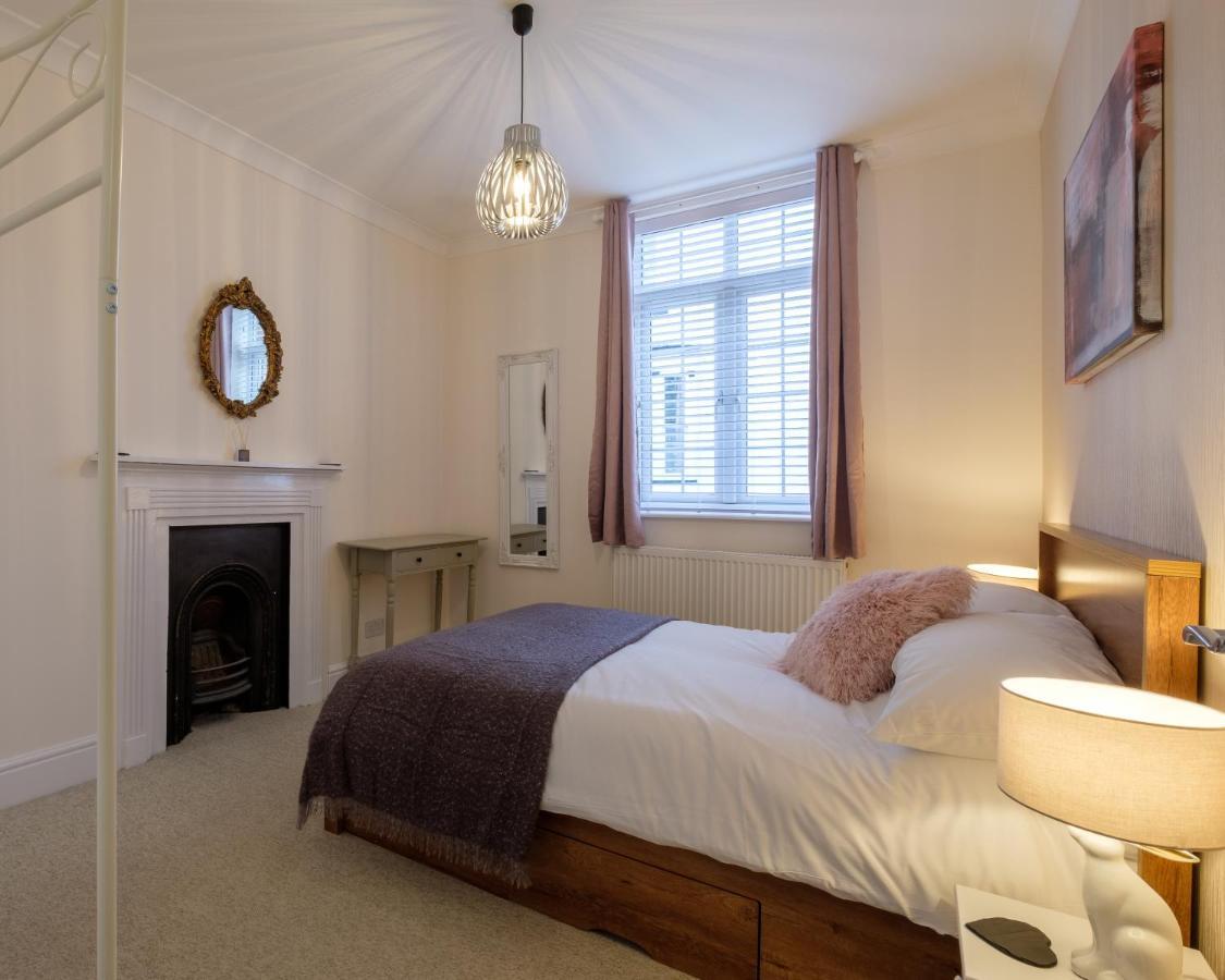 Luxury Living, Stylish Modern Apartment In The Heart Of Ryde Ryde  Exterior photo