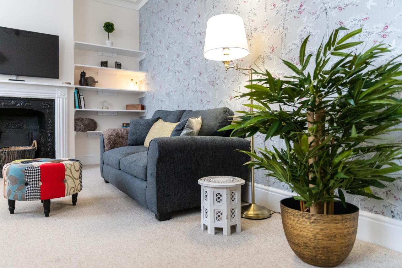 Luxury Living, Stylish Modern Apartment In The Heart Of Ryde Ryde  Exterior photo